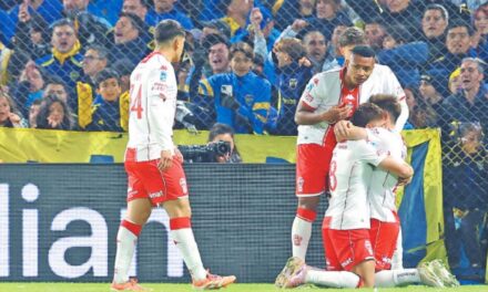 Boca estiró su agonía hasta el alargue, pero por sus fallas, Huracán lo eliminó