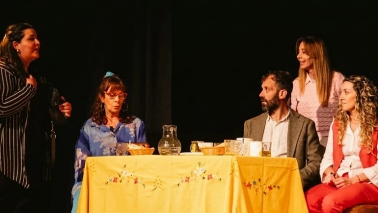 “Para Anormales”: la obra sanjuanina que expone los prejuicios y pone incómodo al público