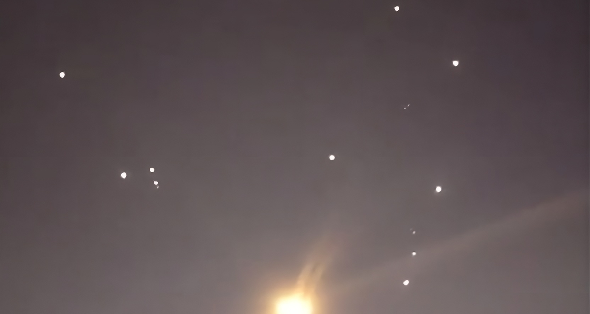 EEUU e Irán lanzaron ataques cruzados en el estrecho de Ormuz y podría peligrar un acuerdo de paz