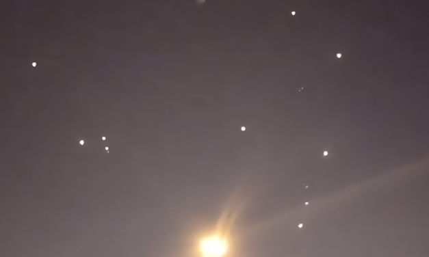 EEUU e Irán lanzaron ataques cruzados en el estrecho de Ormuz y podría peligrar un acuerdo de paz