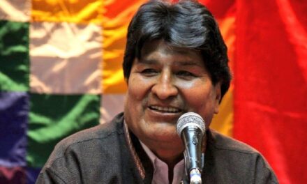 La única forma de pacificar Bolivia es con una sucesión constitucional