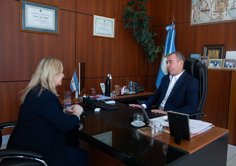 Fabián Martín recibió a la vicegobernadora de Mendoza en el marco de la Expo Minera 2026