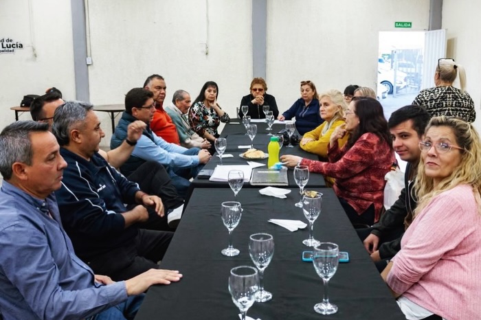 Juan José Orrego visitó la Unión Vecinal La Alianza y destacó el trabajo conjunto con los vecinos