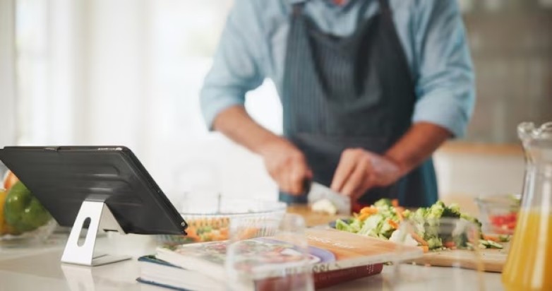 Capacitación clave: Salud lanzó el curso online de manipulación de alimentos con certificación oficial