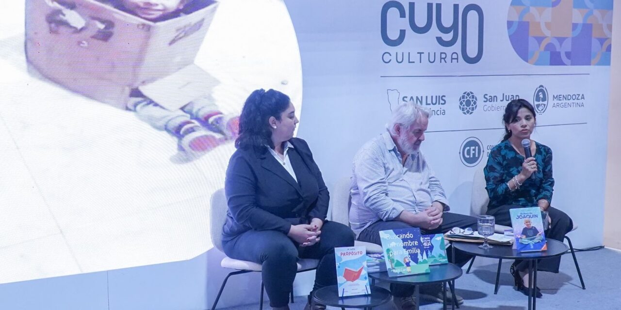 Docentes y escritores locales llevaron la identidad cultural a la Feria del Libro