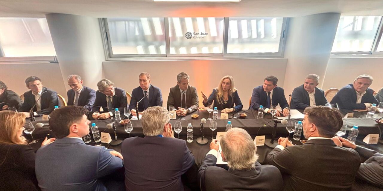 Lanzaron la Mesa Federal Minera con fuerte respaldo político y empresario