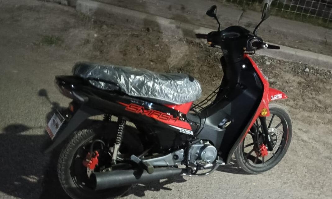 Detuvieron en Zonda a un hombre acusado de intentar robar una moto y herramientas