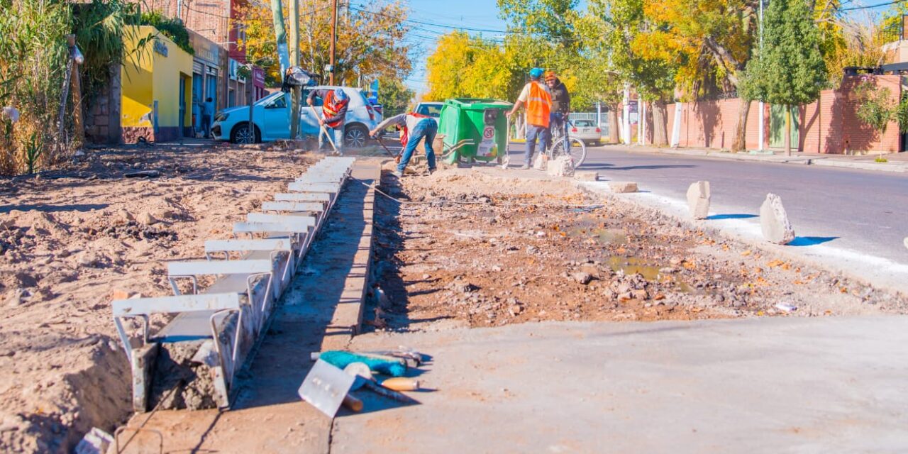 Rivadavia transforma una esquina clave con obras de urbanización y seguridad vial