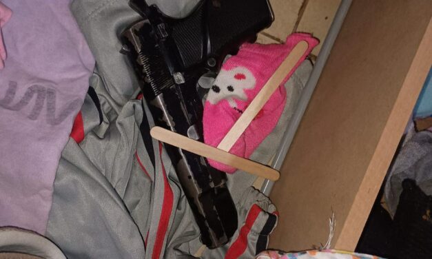 Violenta madrugada en Chimbas: tiros contra la Policía y una pistola 9 mm secuestrada