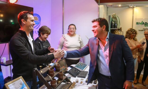 Orrego inauguró la Feria de Artesanías y destacó su impacto en el trabajo y el turismo