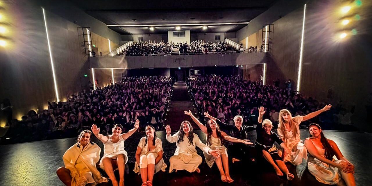“La Casa de Bernarda Alba” volvió a emocionar al Teatro Sarmiento y mostró el talento sanjuanino ante salas repletas