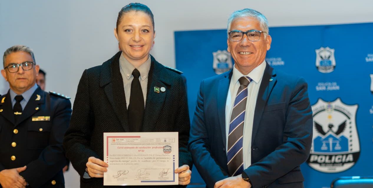 La Escuela de Conductores de la Policía celebró 11 años y capacitó a 19 nuevos efectivos