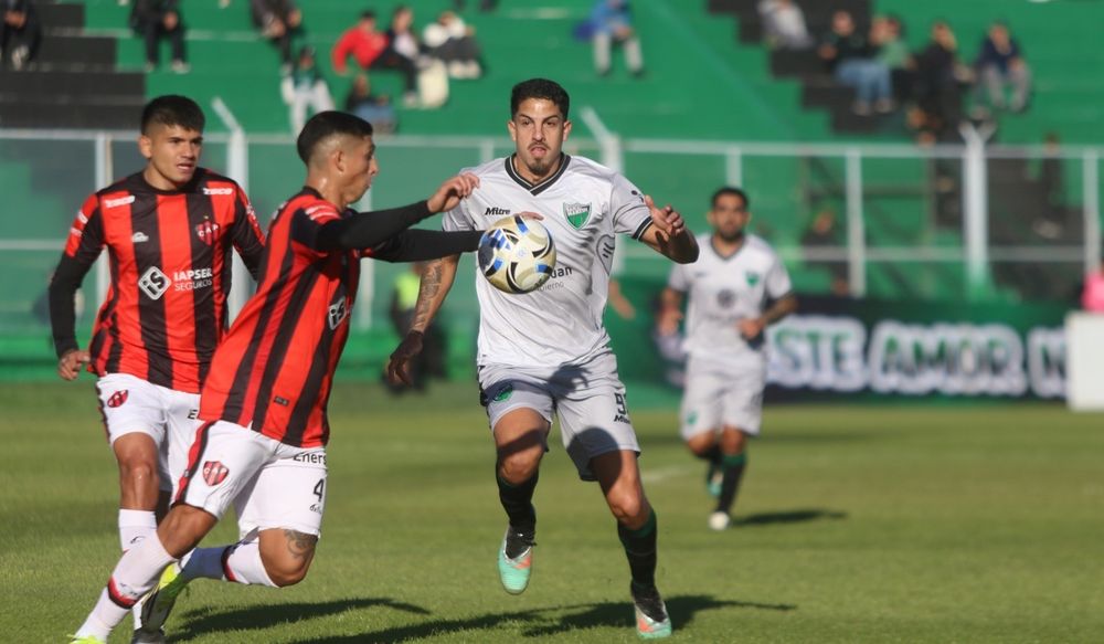 San Martín reaccionó tarde, empató con Patronato y sigue en deuda en la Primera Nacional