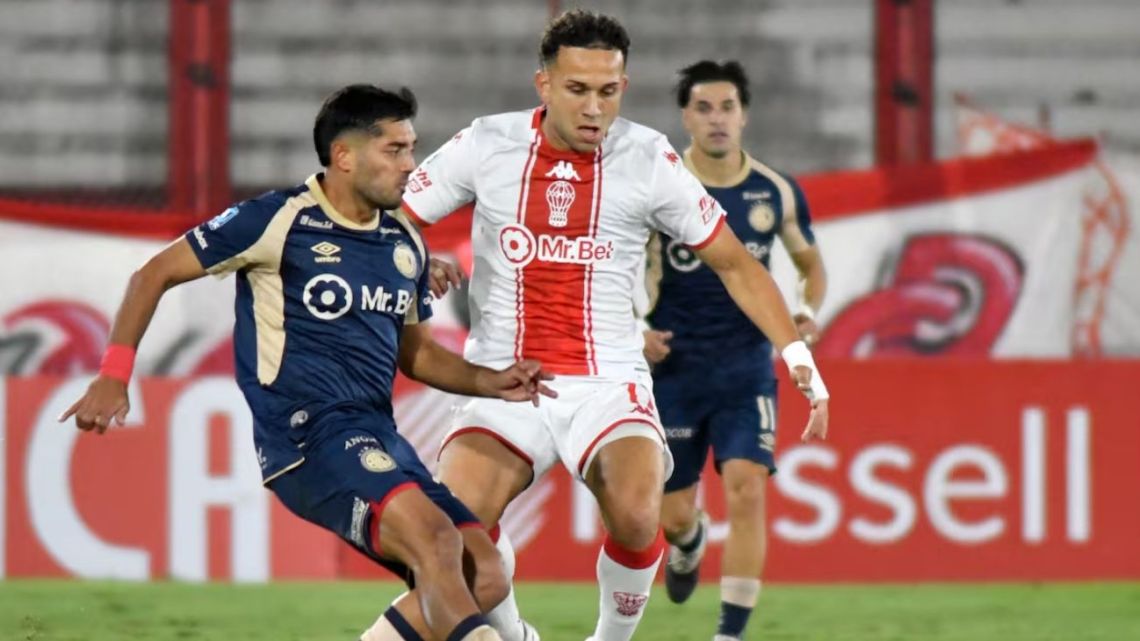 Argentinos Juniors vs. Huracán, por los cuartos de final del Torneo Apertura