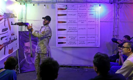 En Irán, civiles ya toman clases de uso de armas ante la posibilidad de nuevos ataques de EEUU e Israel