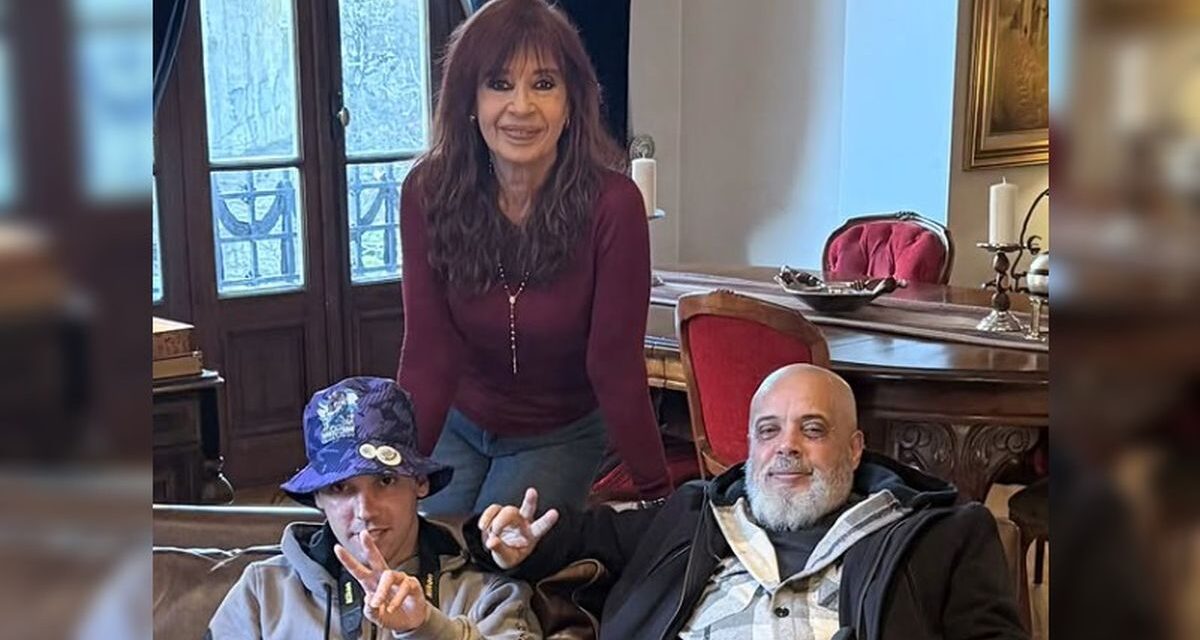 Cristina Kirchner recibió al fotógrafo Pablo Grillo