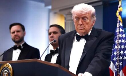Donald Trump lanza el Proyecto Libertad para escoltar barcos bloqueados en el Estrecho de Ormuz
