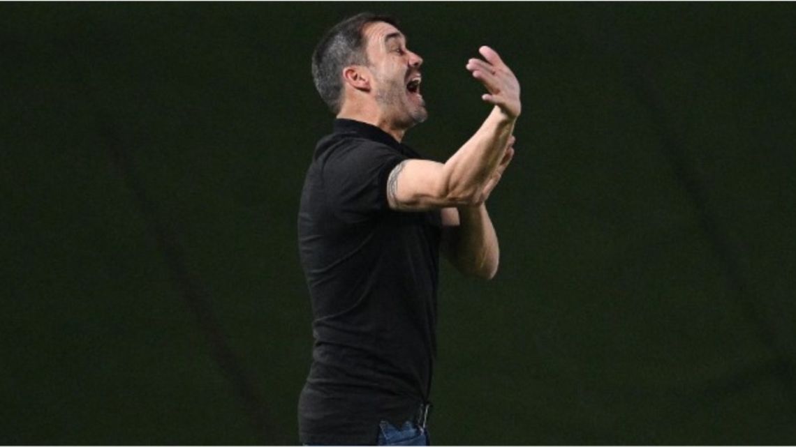 El Chacho Coudet sacó pecho tras el épico triunfo de River y liquidó al arbitraje