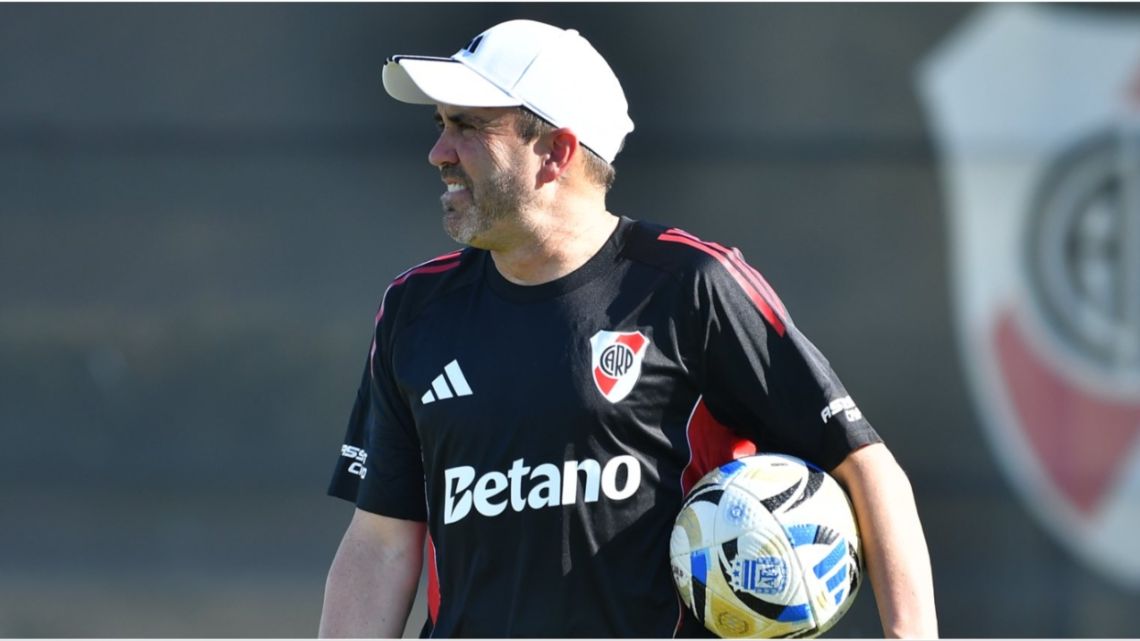 Con Acuña y Montiel, Coudet dio a conocer la lista de convocados de River para recibir a Rosario Central