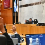 Ley de Ficha Limpia, abarca a los tres poderes del Estado