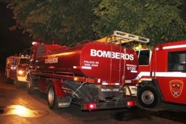 “Capital fue la zona más afectada”: Bomberos realizó 35 intervenciones tras el fuerte Zonda