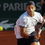Efectividad argentina del 100%: Navone, Cerúndolo y Ugo Carabelli avanzan firmes en Roland Garros