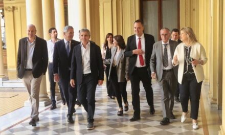 Se reúne el Gabinete en medio de las tensiones internas y el clamor por la salida de Manuel Adorni