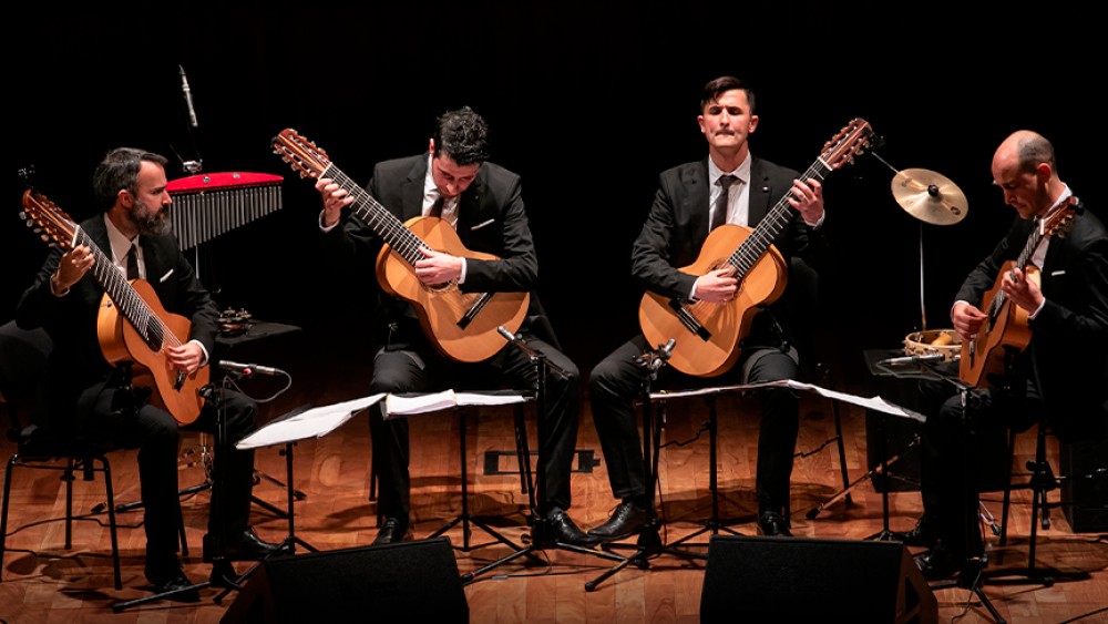 «In Crescendo»: una noche para celebrar la guitarra y la música clásica en el Teatro Sarmiento