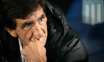 Racing eliminado: Gustavo Costas puso en duda su continuidad