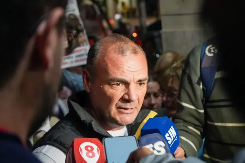 “Lo que quiero es que vaya preso y que la sociedad aprenda”: el duro pedido del padre de Lucía Rubiño al comenzar el juicio