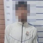 Lo acusaron de manosear a dos mujeres y cayó cuando escapaba en colectivo