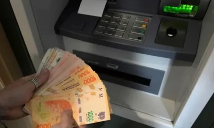 Confirmado: los estatales cobrarán con aumento y ya tiene fecha el aguinaldo
