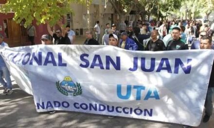 “Hasta las 16hs esperamos la respuesta de los empresarios”, advirtió UTA