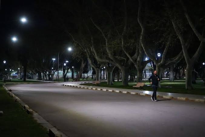 “Robo piraña” en el Parque de Mayo: grupos de menores atacan y desvalijan a jóvenes