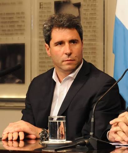 Uñac se lanza en la interna del PJ: Quiere competir por la presidencia