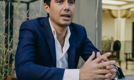Luis Rueda ve “necesaria” una mesa de diálogo con libertarios para vencer al kirchnerismo