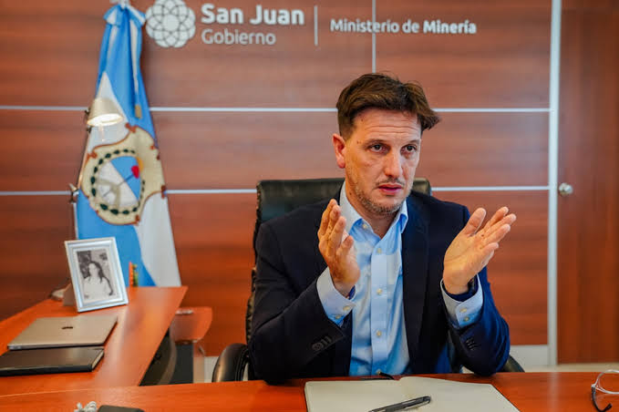 El Ministro de Minería Perea endureció el cruce con La Rioja por Lunahuasi: “Inventan un conflicto que jurídicamente no existe”