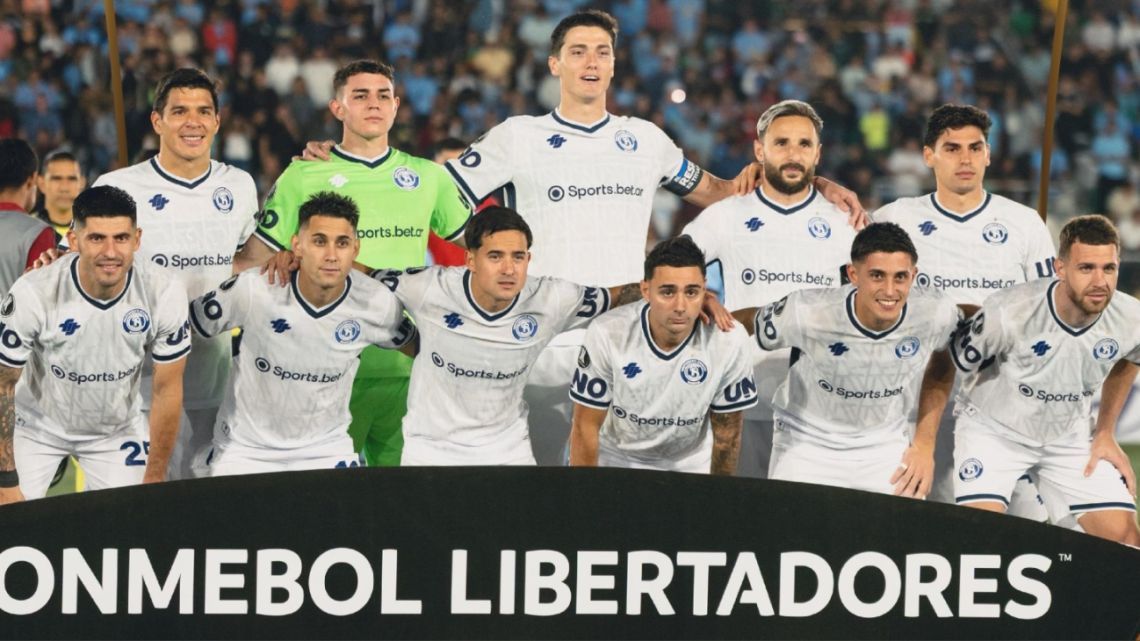 Independiente Rivadavia venció a Bolívar en su histórica Libertadores