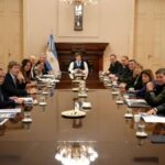 Javier Milei reunió al Gabinete y volvió a respaldar a Manuel Adorni en medio de la crisis interna