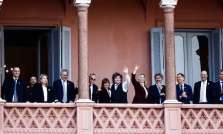 Festejo oficial sobrio, reunión de Gabinete con Javier Milei y un Tedeum con criticas de la Iglesia