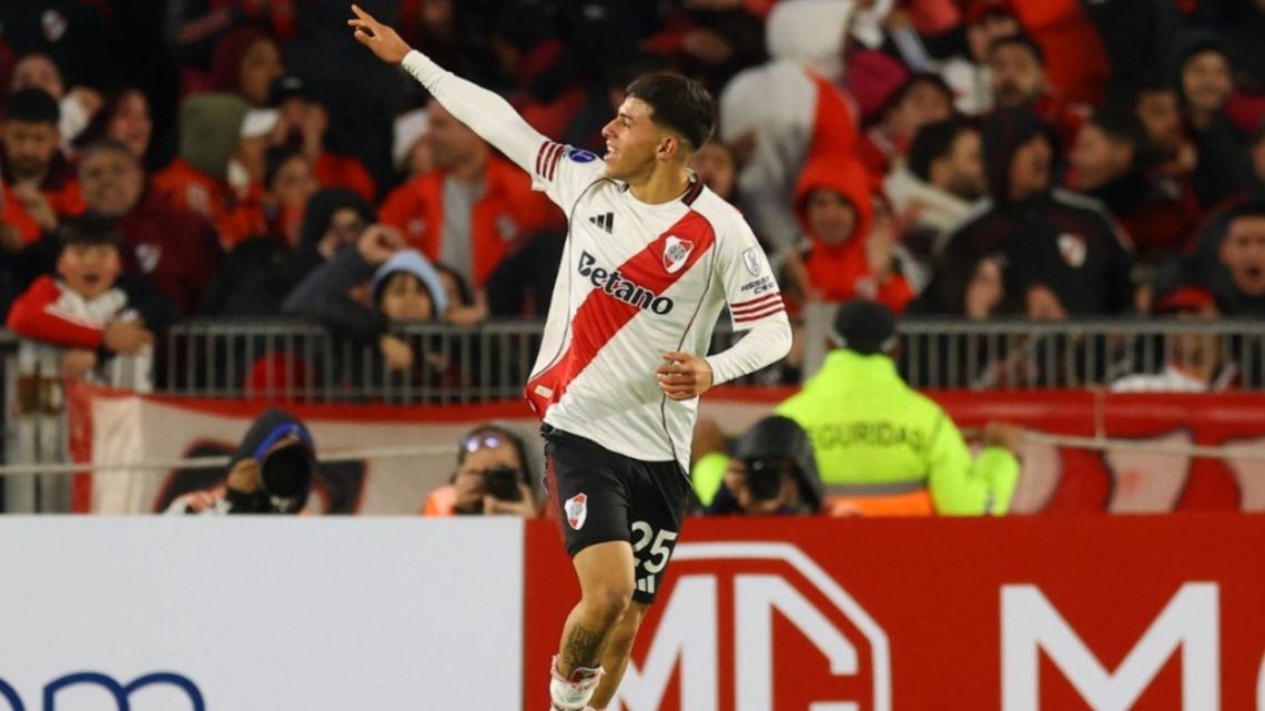 Pereyra anotó sobre la hora y River empató de forma agónica 1-1 con Bragantino: sumó y sigue siendo líder en la Sudamericana