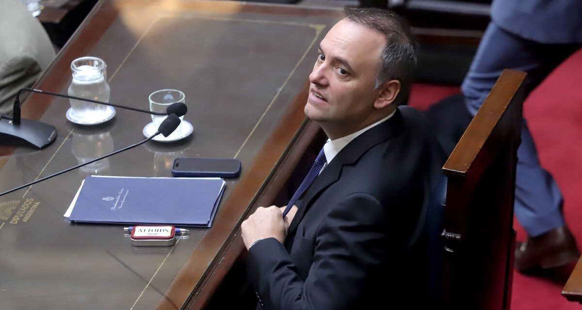 Todos los detalles de la declaración del contratista que complicó a Manuel Adorni