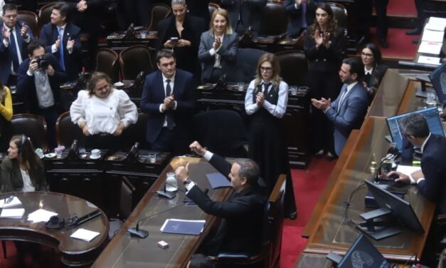 La oposición insiste con una moción de censura a Manuel Adorni, mientras se prepara una sesión incómoda