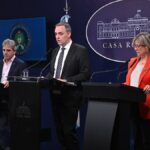 Manuel Adorni y Luis Caputo se muestran en Mendoza junto a Alfredo Cornejo
