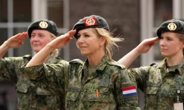 Máxima Zorreguieta completó la primera etapa de su formación militar y recibió una distinción en Países Bajos