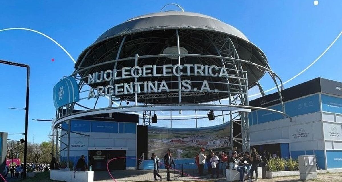 Informe de Manuel Adorni reveló gastos millonarios de la empresa Nucleoeléctrica con la tarjeta corporativa
