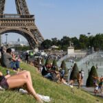 Francia limita el alcohol y España cierra una fan zone