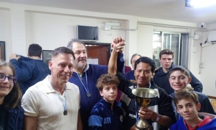 Jugó un torneo de ajedrez en un club del barrio del Abasto y salió tercero