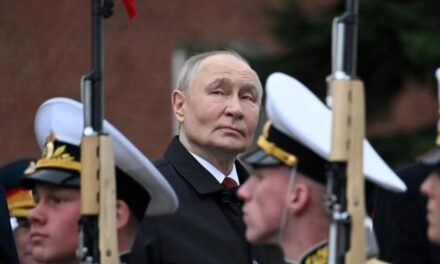 Vladimir Putin denunció a la OTAN durante el desfile del Día de la Victoria rusa