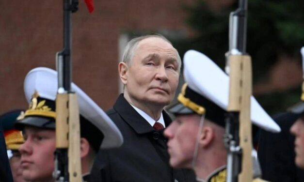 Vladimir Putin denunció a la OTAN durante el desfile del Día de la Victoria rusa